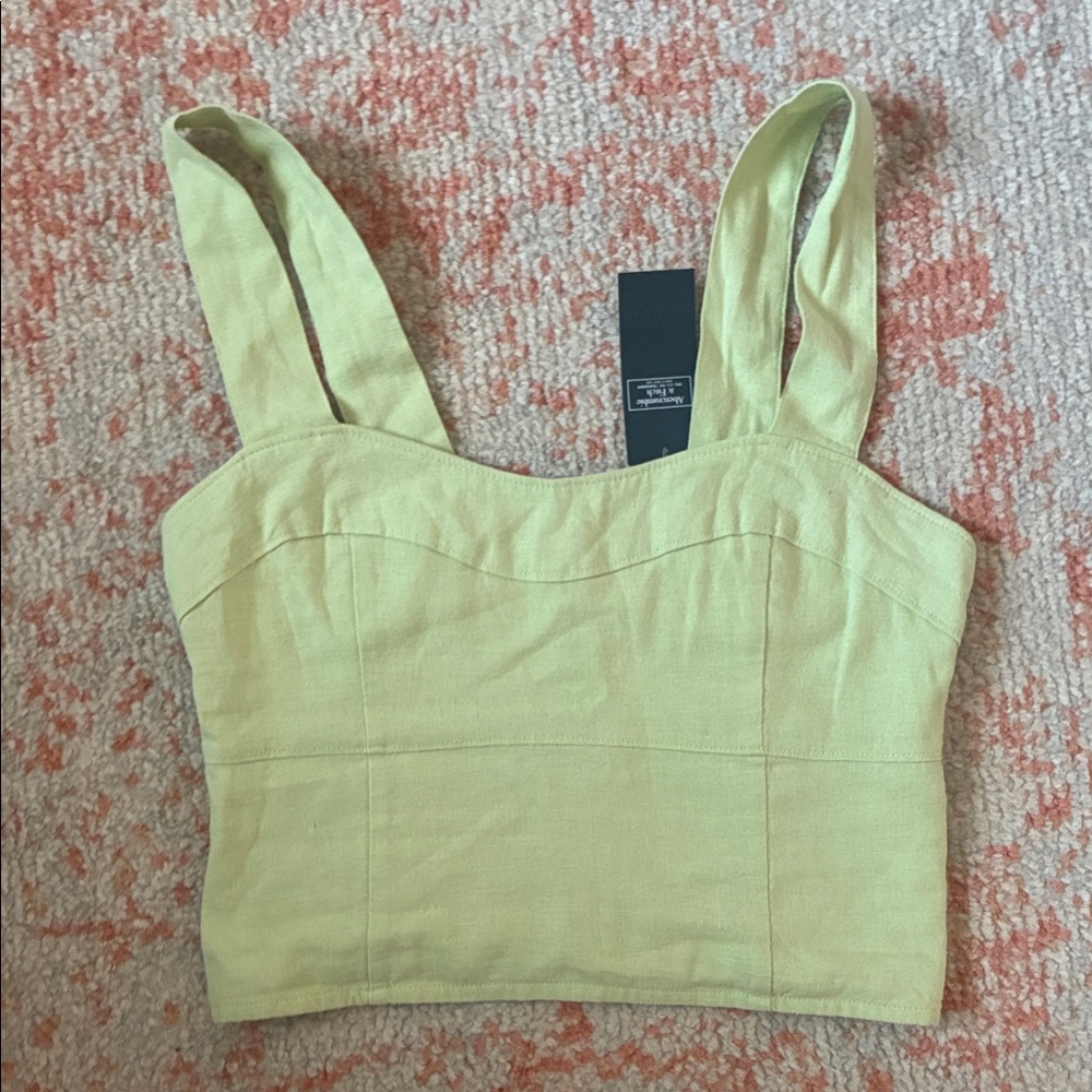Linen-Blend Crop Camisole in Pale Lime Small